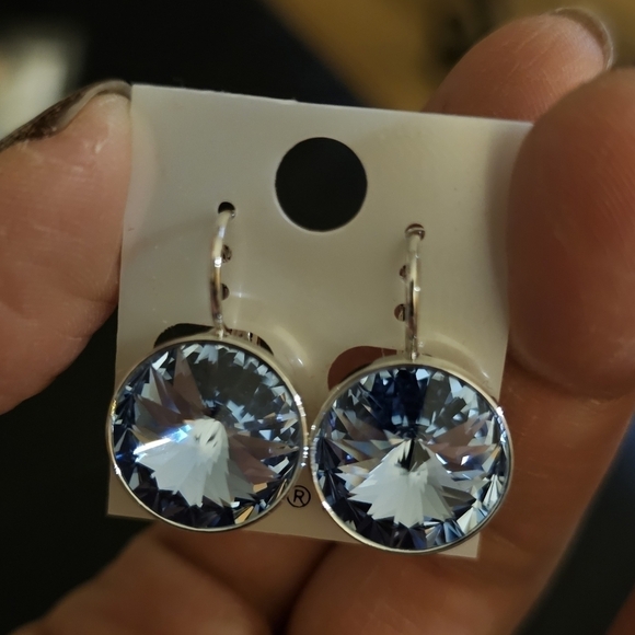 NWT! Swarovski Element Earrings. Aqua Blue. Work. Party. Weddings Great Gift - Picture 5 of 6